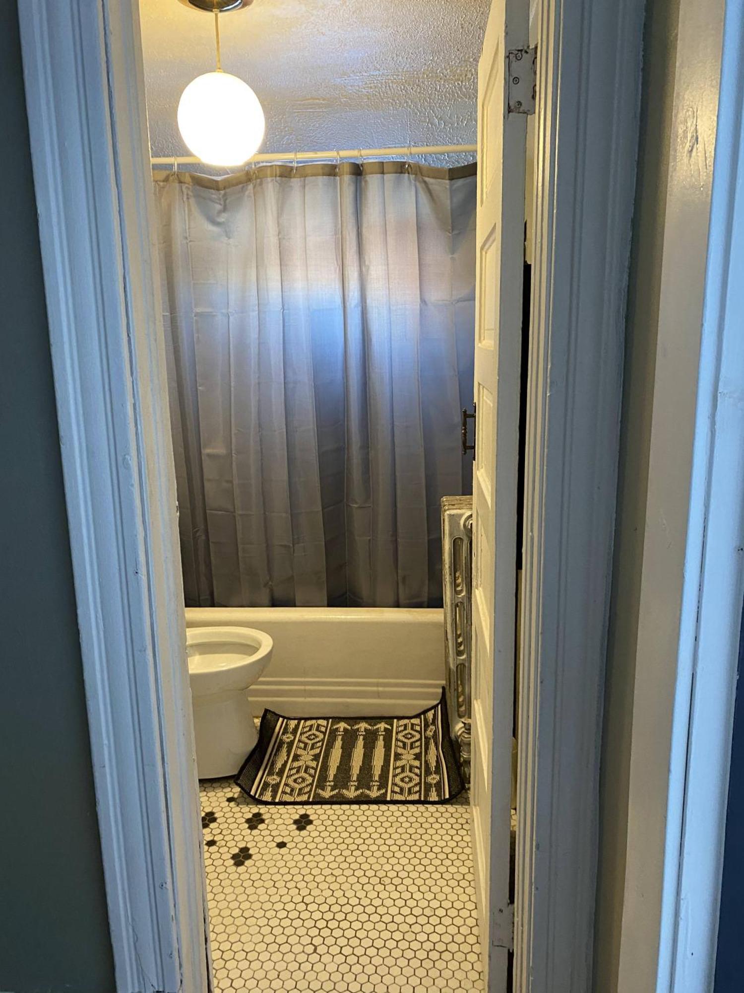 Maryland Homestay In Winnpeg Downtown Winnipeg Room photo